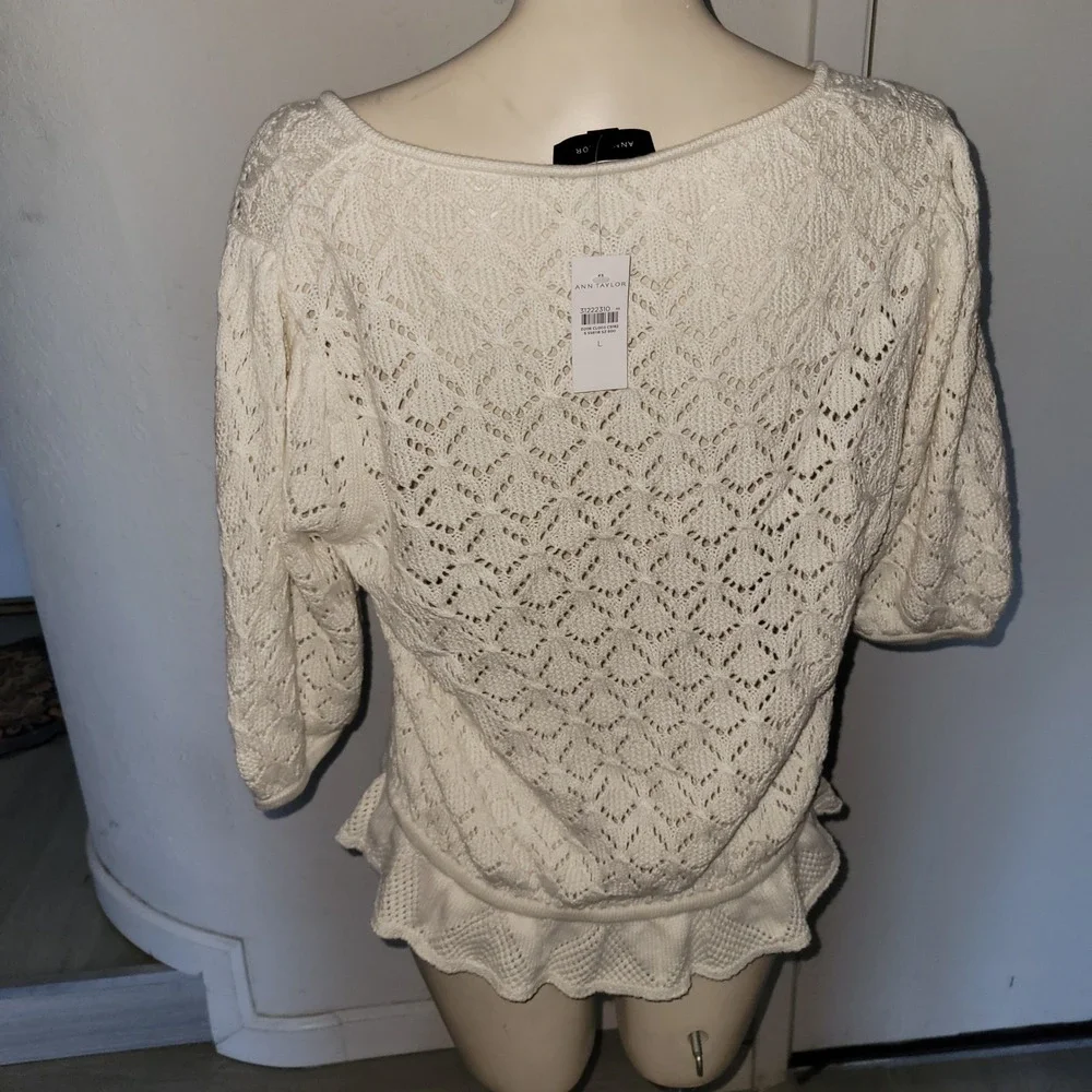 Ann Taylor discover effortless